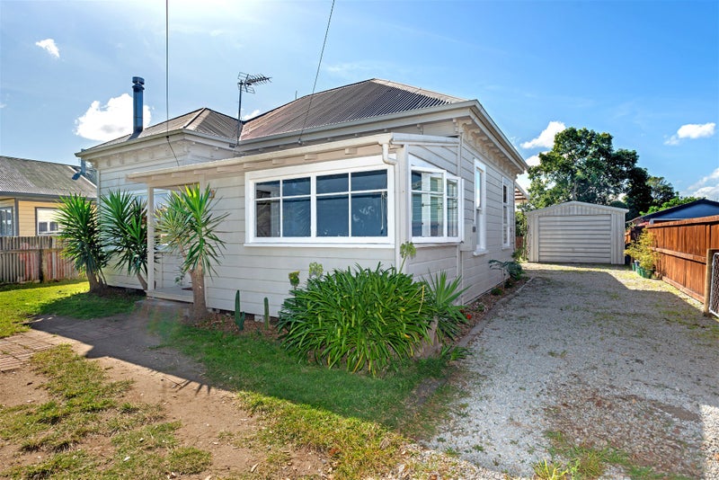 35 Lyndhurst Street, Awapuni, Gisborne - Carousel 1
