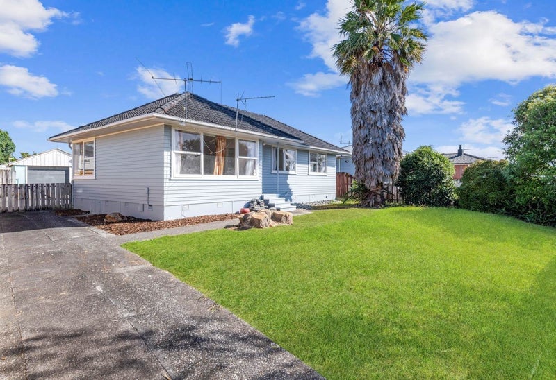 14 Tairere Crescent, Rosehill, Papakura - Carousel 1