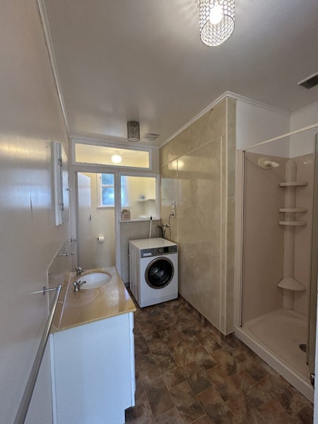 280 Adelaide Road, Newtown, Wellington - Carousel 2