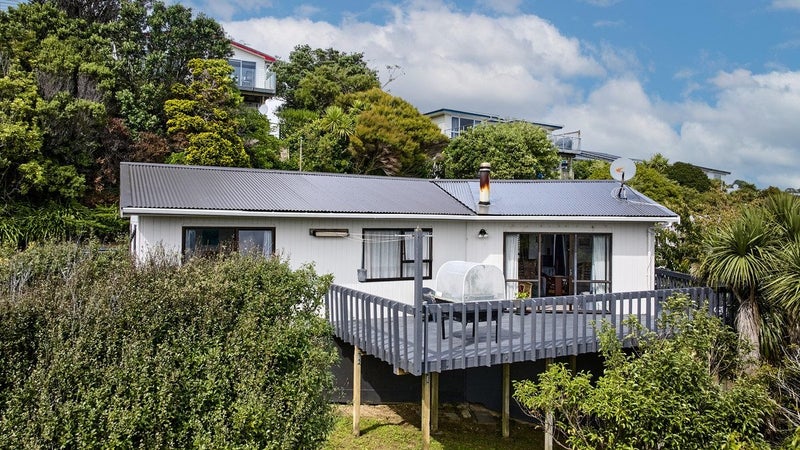 1/13 Eskdale Road, Papakōwhai, Porirua - Carousel 1