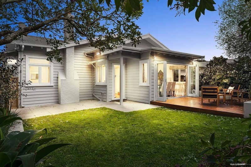 24 Watling Street, Mount Eden, Auckland - Carousel 2