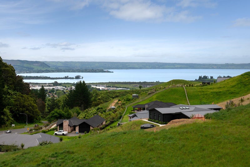 1 Petes Way, Lynmore, Rotorua, Bay Of Plenty - Carousel 2