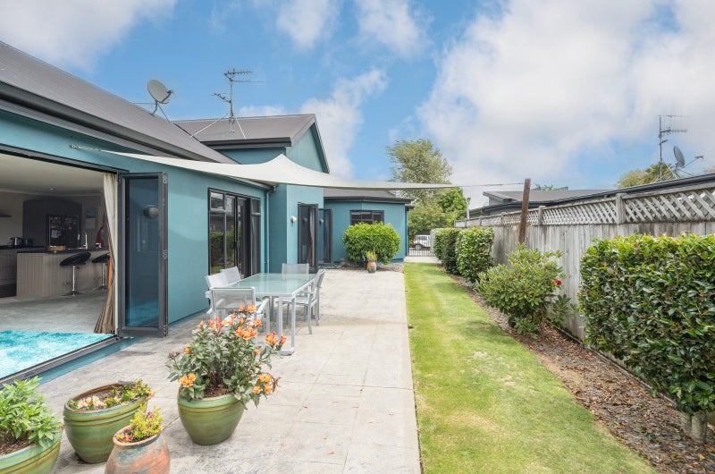 2 Garin Grove, Richmond, Richmond - Carousel 2