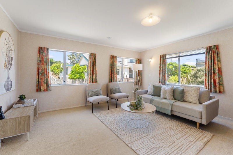 37A The Esplanade, Raumati South, Paraparaumu - Carousel 2