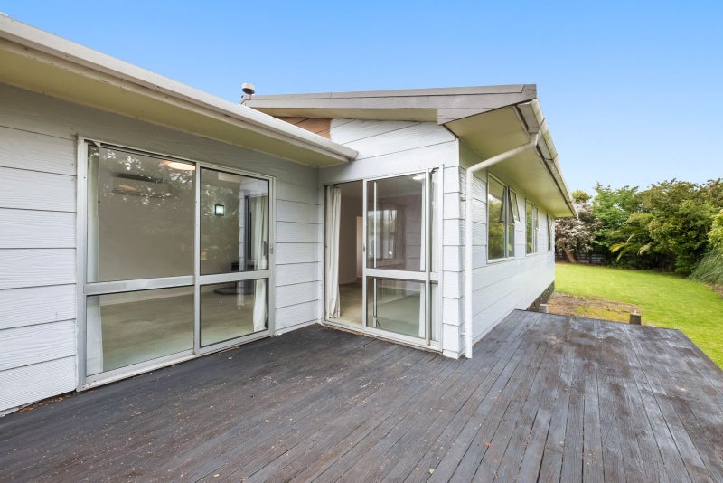 41 Kimberley Grove, Westbrook, Palmerston North - Carousel 16