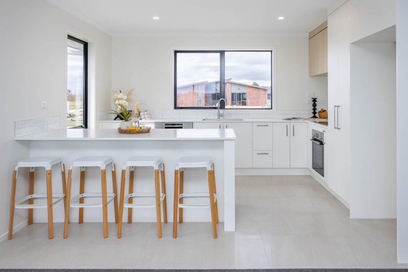 15 Pukaki Place, Baverstock, Hamilton - Carousel 2