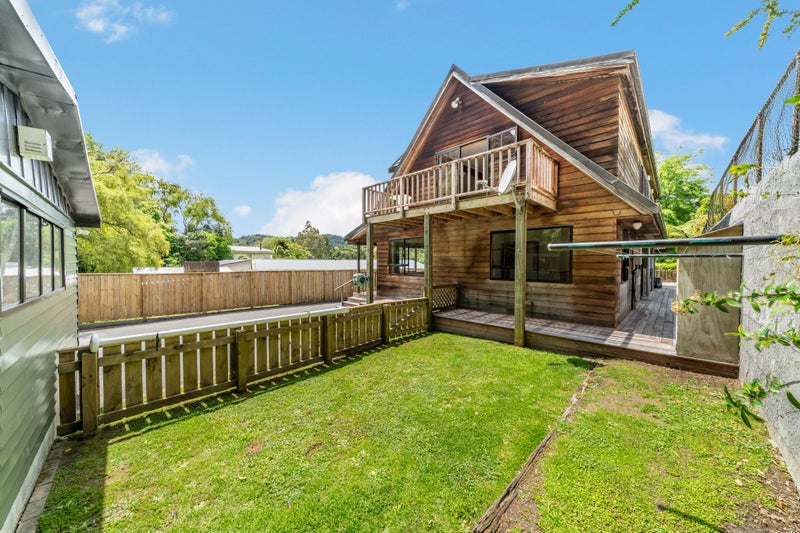 16 Jocelyn Crescent, Pinehaven, Upper Hutt - Carousel 38