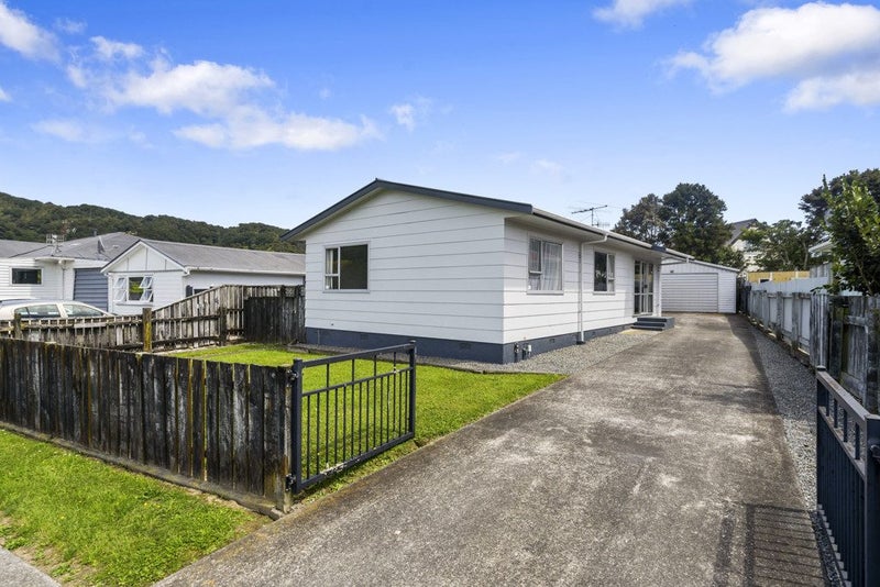 37 Rata Street, Wainuiomata, Lower Hutt - Carousel 1