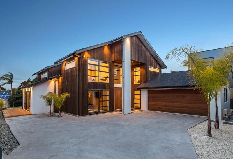 218D Metcalfe Road, Ranui, Auckland - Carousel 1