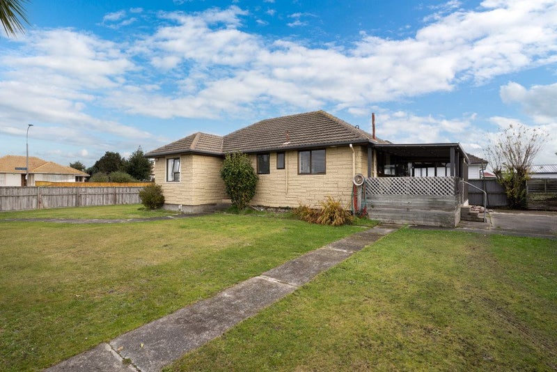 73 Tauiwi Crescent, Hei Hei, Christchurch - Carousel 1