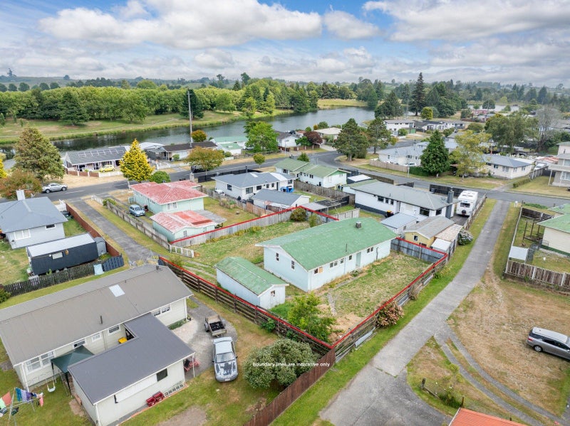 61 Arawa Crescent, Tokoroa - Carousel 1