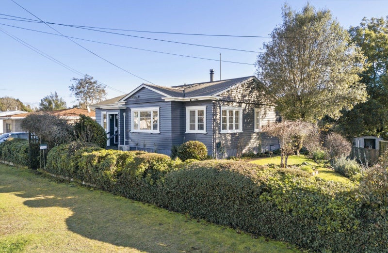 15 West Street, Taumarunui - Carousel 1
