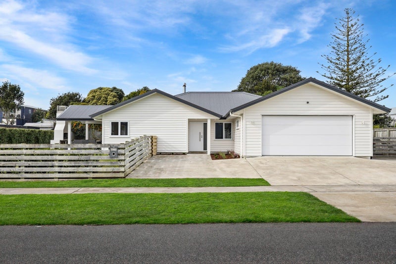 17 Pohutukawa Drive, Eskdale, Napier - Carousel 30
