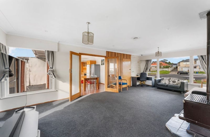 4247 Great North Road, Glendene, Auckland - Carousel 1