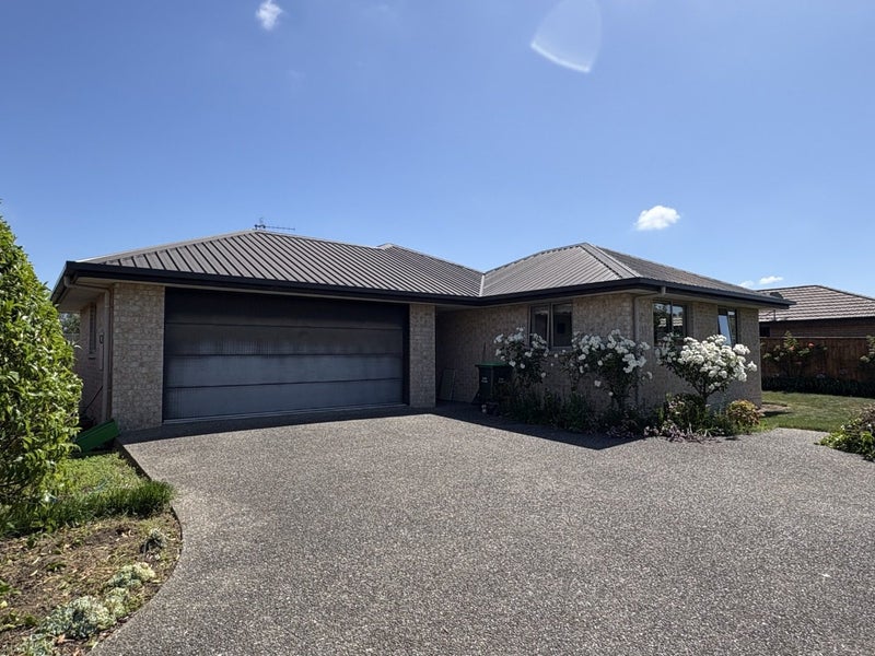 22 Ernest Place, Brightwater, Brightwater - Carousel 1