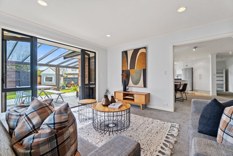 1 Parkwood Place, Huntington, Hamilton - Carousel 1