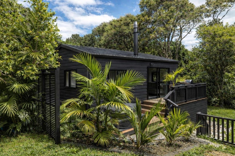 12 Okoka Road, Omiha, Waiheke Island - Carousel 37