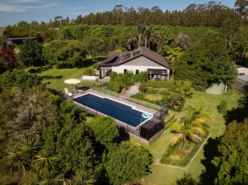 24A Banks Drive, Aongatete, Katikati - Carousel 1