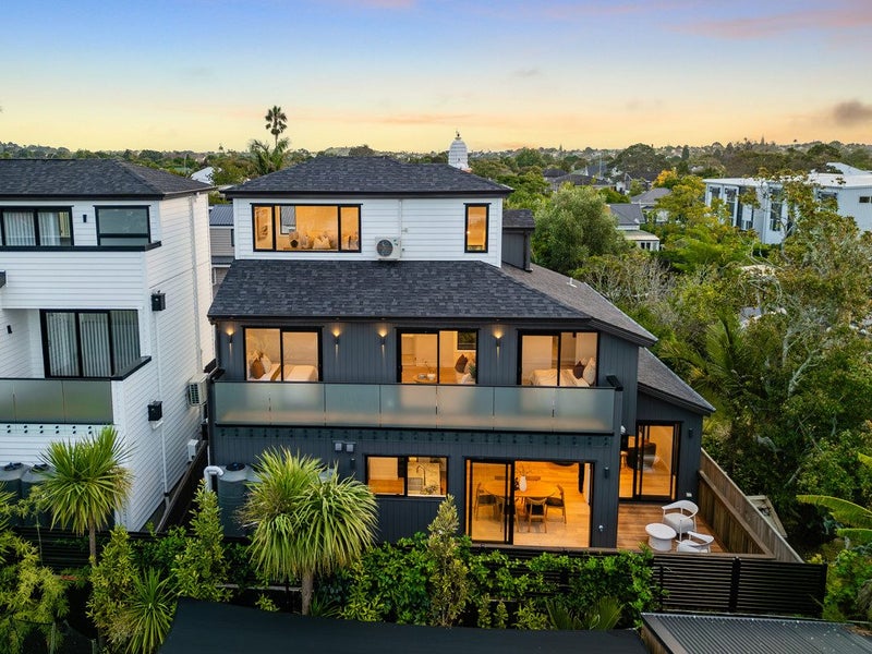 16D Goring Road, Sandringham, Auckland - Carousel 1