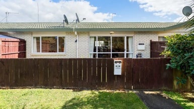 17B Station Road, Pukekohe, Pukekohe - Carousel 1