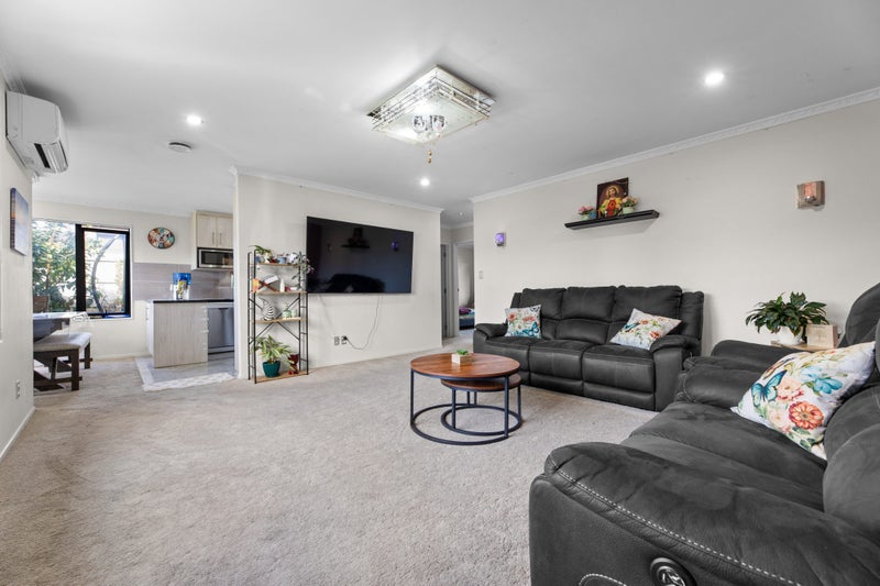 99C Wallace Road, Papatoetoe, Auckland - Carousel 2