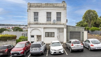 139 Carroll Street, Dunedin Central, Dunedin - Carousel 1