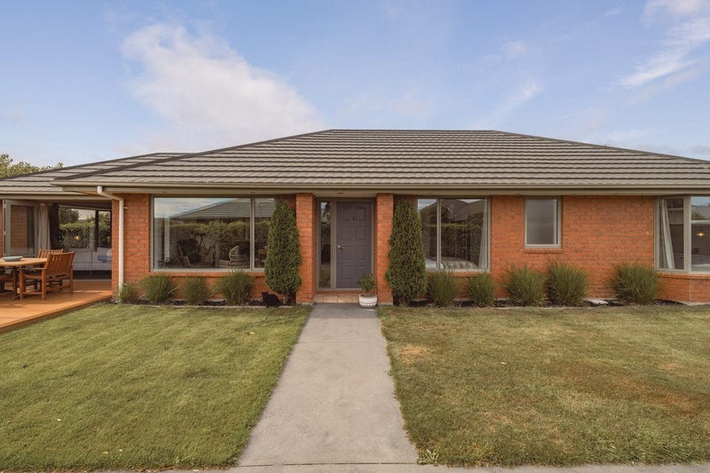 32 Awatea Gardens, Wigram, Christchurch - Carousel 1