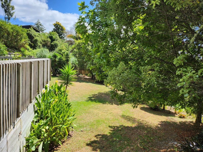 B 305/525 East Coast Road, Browns Bay, Auckland - Carousel 16