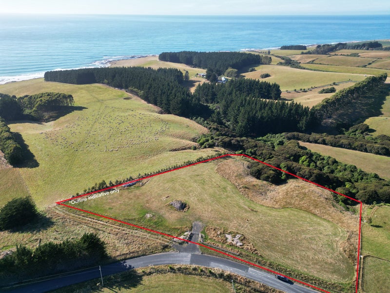 147 Akatore Road, Taieri Beach, Taieri Mouth - Carousel 1