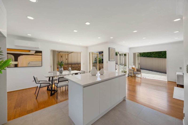 16A Botany Road, Howick, Auckland - Carousel 1