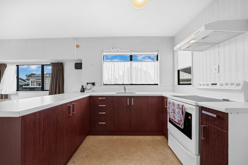 2/36 York Road, Papatoetoe, Auckland - Carousel 2