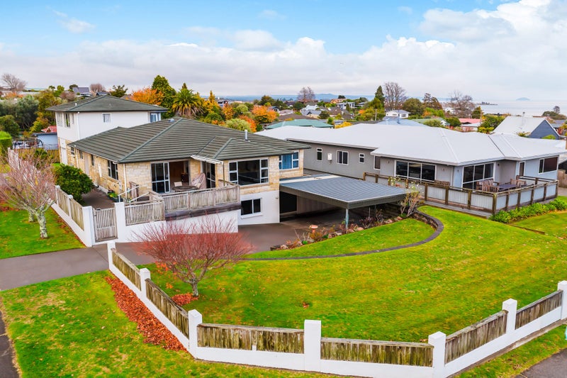 43 Ngamotu Road, Hilltop, Taupo - Carousel 1