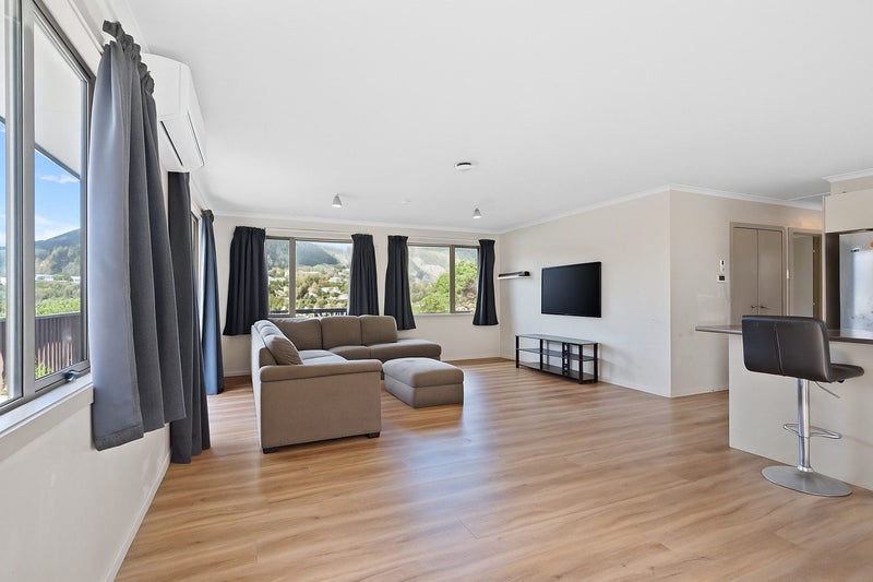 5 Carleton Place, Toi Toi, Nelson - Carousel 2