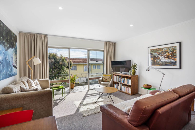 7/45 Blockhouse Bay Road, Avondale, Auckland - Carousel 1