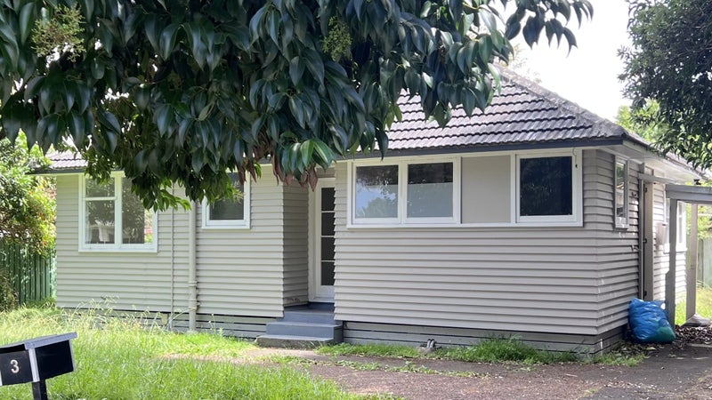 3 Bamford Place, Avondale, Auckland - Carousel 1