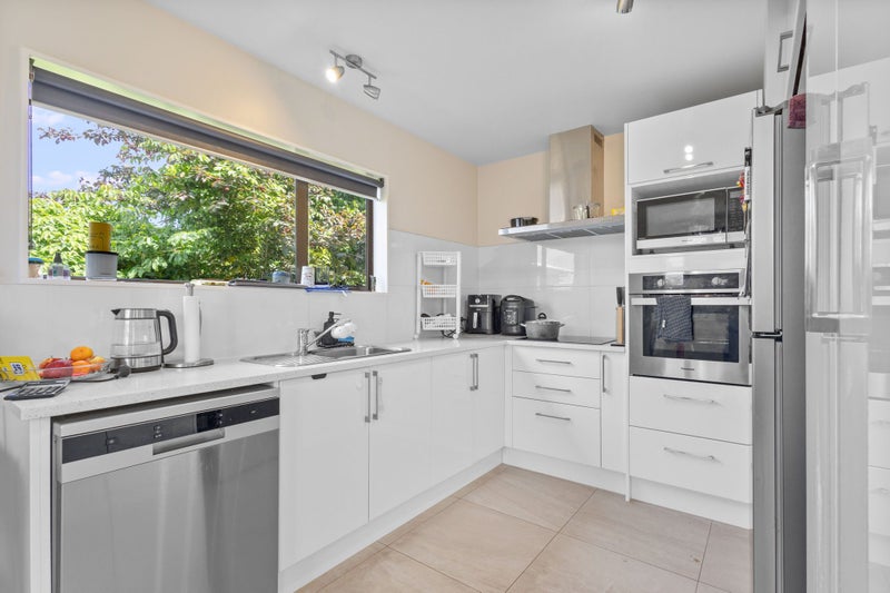 62 Travis Road, Burwood, Christchurch - Carousel 2