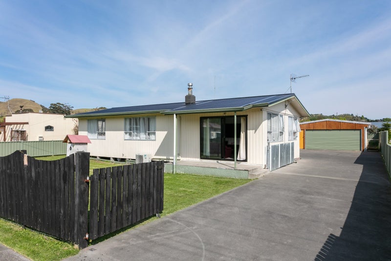 6 Ralph Street, Tamarau, Gisborne - Carousel 1