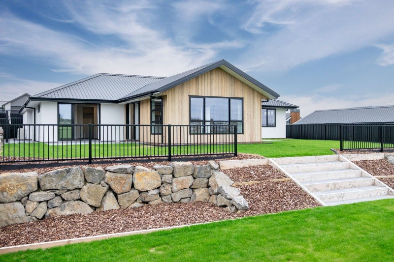 6 Gimbal Place, Gleniti, Timaru - Carousel 1