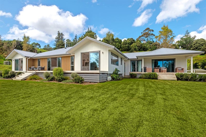 1B Oswald Street, Mangapapa, Gisborne - Carousel 1