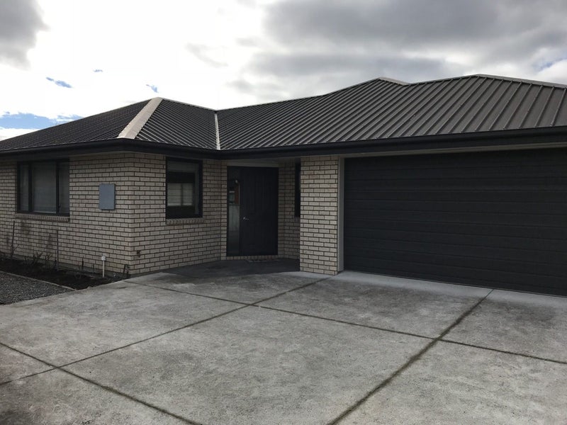 3A Bary Street, Springlands, Blenheim - Carousel 1