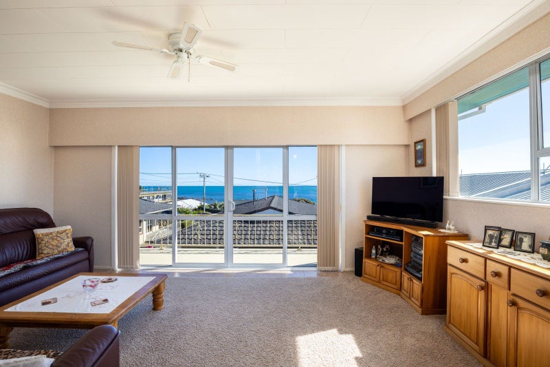 3/9 Hine Street, New Plymouth - Carousel 2