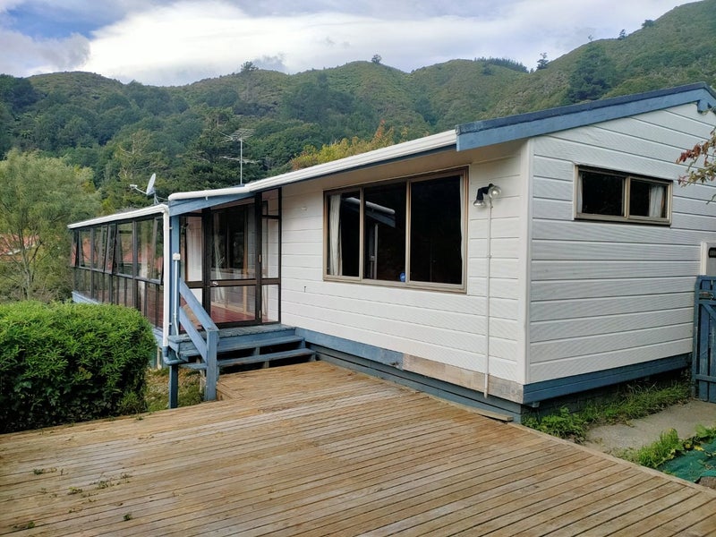 10 Kerkwall Drive, Naenae, Lower Hutt - Carousel 10