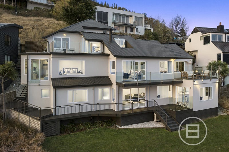 16 Peregrine Place, Queenstown, Queenstown - Carousel 2