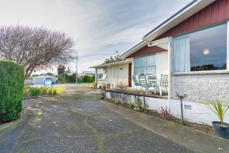 4 Burn Street, Levin, Levin - Carousel 2