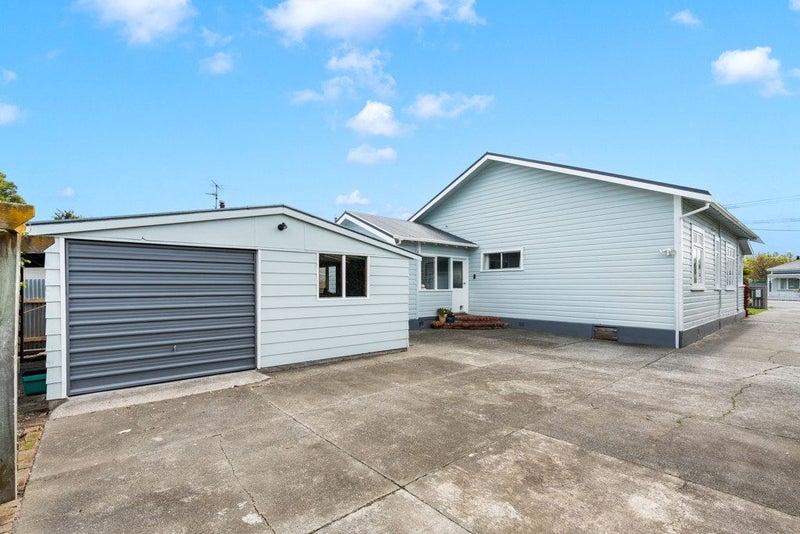 111 Villa Street, Masterton - Carousel 2