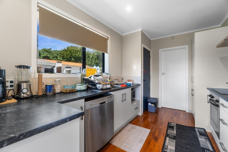 84 Saxbys Road, Deanwell, Hamilton - Carousel 2