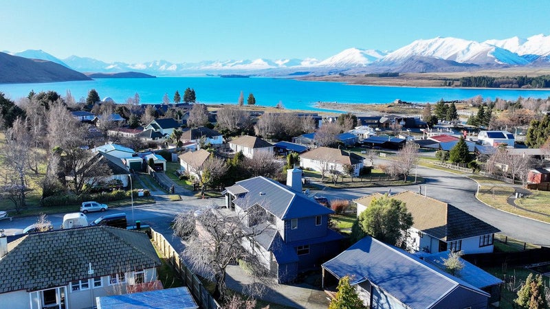 35 Aorangi Crescent, Lake Tekapo, Lake Tekapo - Carousel 1