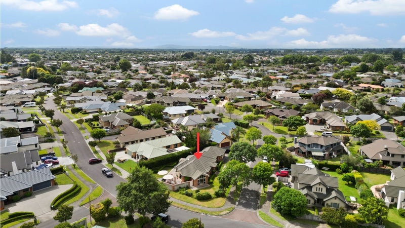 1 Flora Way, Rototuna, Hamilton, Waikato - Carousel 2