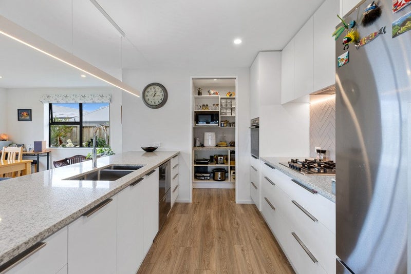 4 Ladybridge Drive, Rolleston, Rolleston - Carousel 2