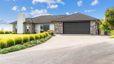 18 Kihi Place, Ruakaka - Carousel 1